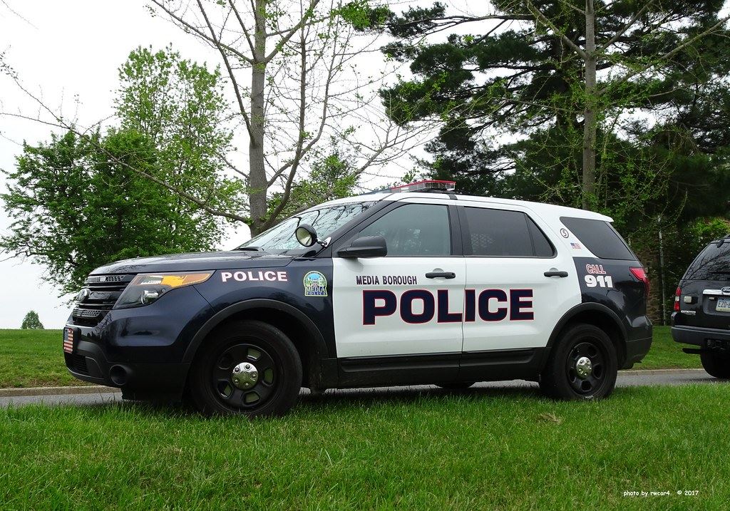 28395822797_b9d03fe8ca_b